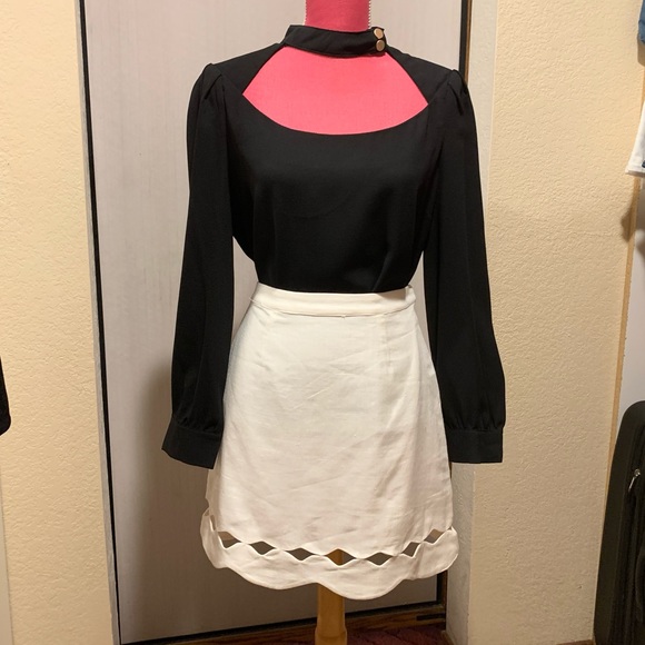 scalloped hem mini skirt scallop cut out skirt size M - Picture 4 of 13